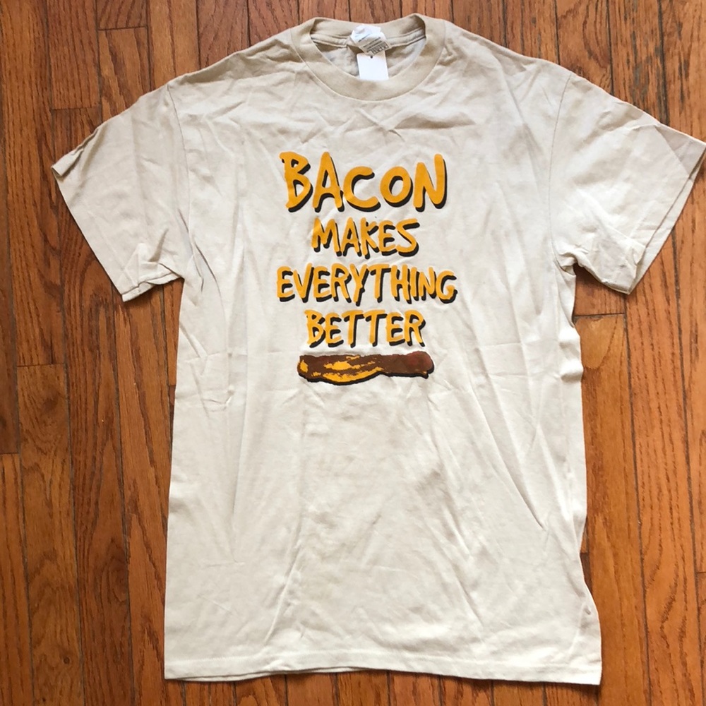Men’s Bacon makes everything better t-shirt